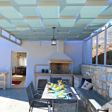 Tranquil Sea View Villa With Private Pool, Just 2Km From The Beach! 아기아갈리니 외부 사진